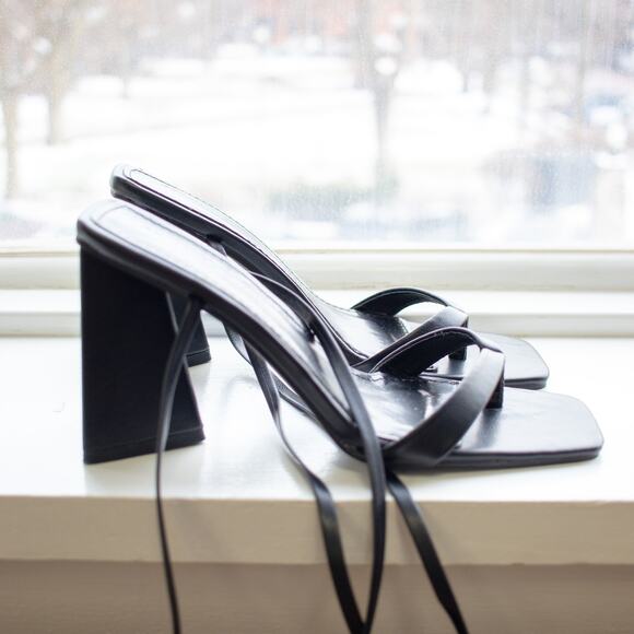 Princess Polly Black Square-Toe Triangle-Heel Gladiator Sandals Size 8 - Picture 4 of 8